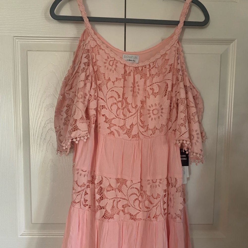 NWT Signature by Robbie Bee Off shoulder lace dress